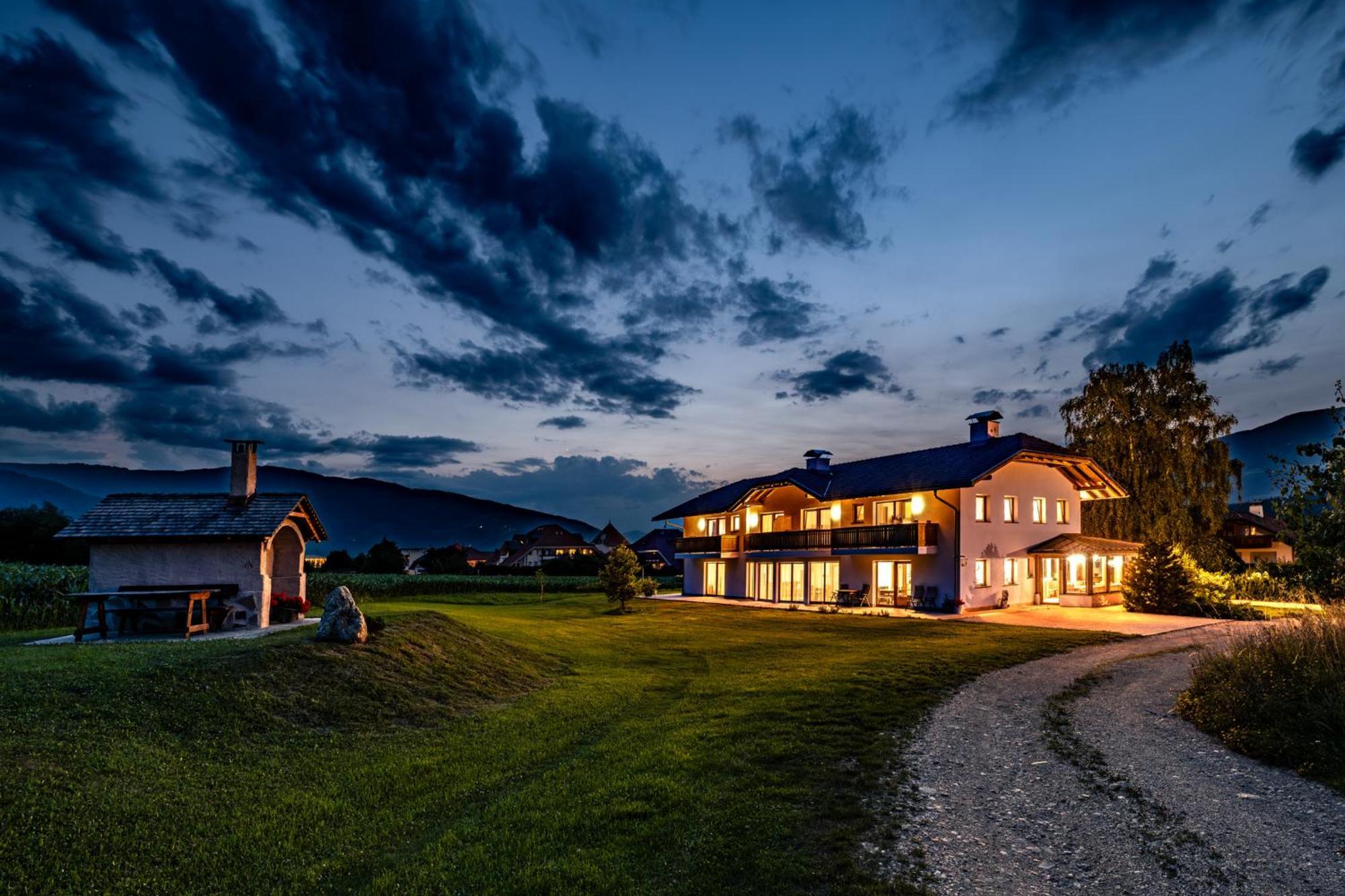 Ferienwohnung Mair Am Bach บรูนิโก ภายนอก รูปภาพ